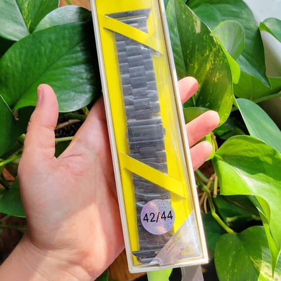 Vintage Black Watchband - Picture 2 of 7